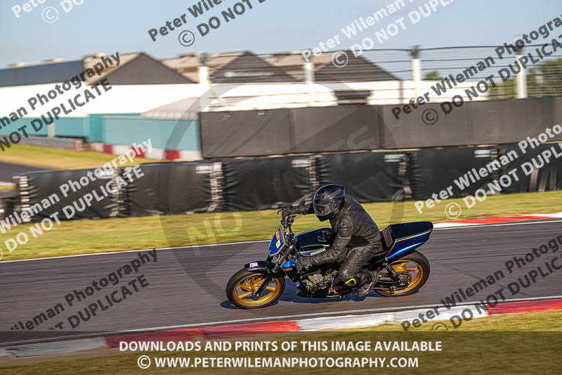 donington no limits trackday;donington park photographs;donington trackday photographs;no limits trackdays;peter wileman photography;trackday digital images;trackday photos